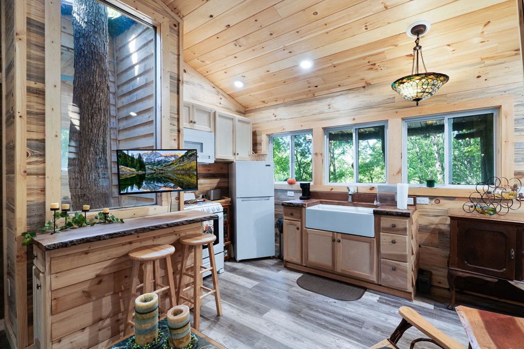 418685 Hiawassee Residential