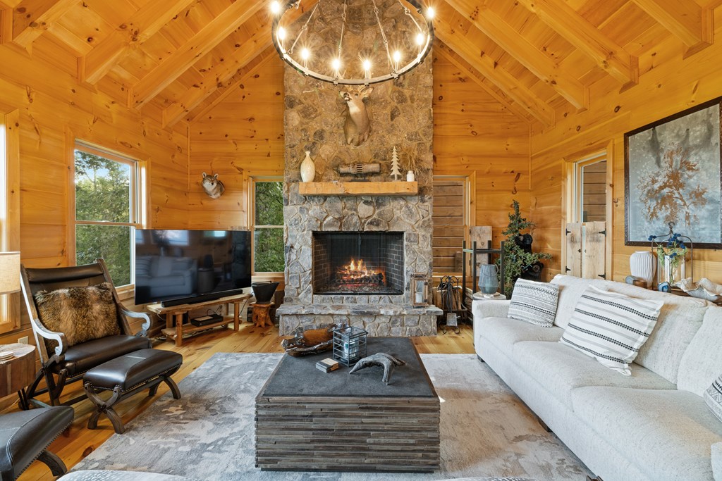 418687 Blue Ridge Residential