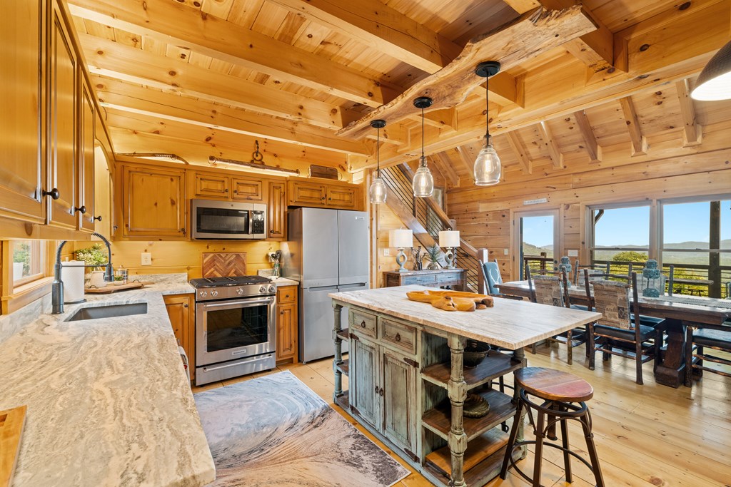 418687 Blue Ridge Residential