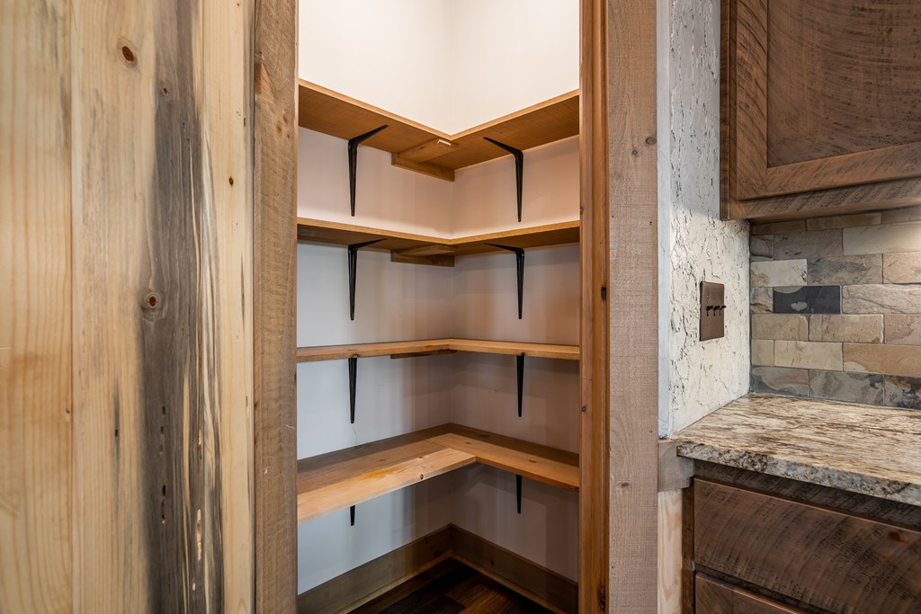 418695 Talking Rock Residential