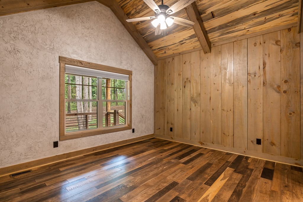 418695 Talking Rock Residential