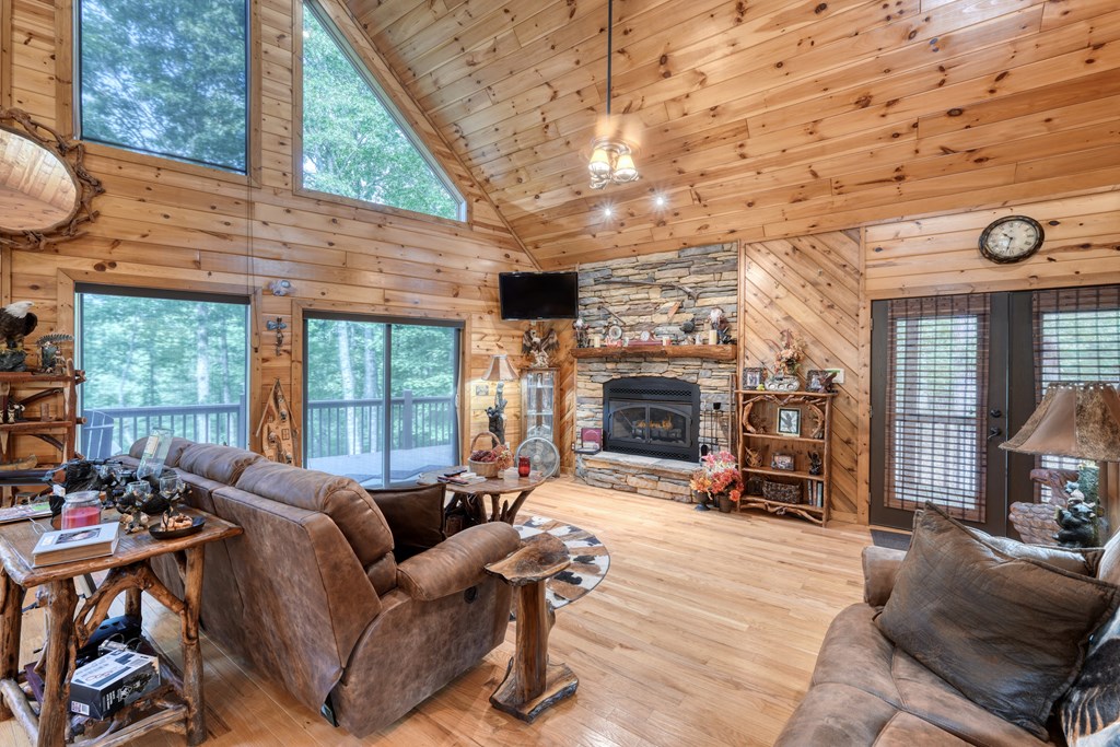 418697 Morganton Residential