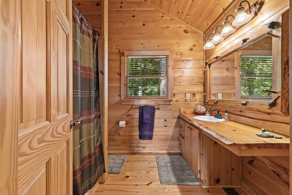 418703 Morganton Residential