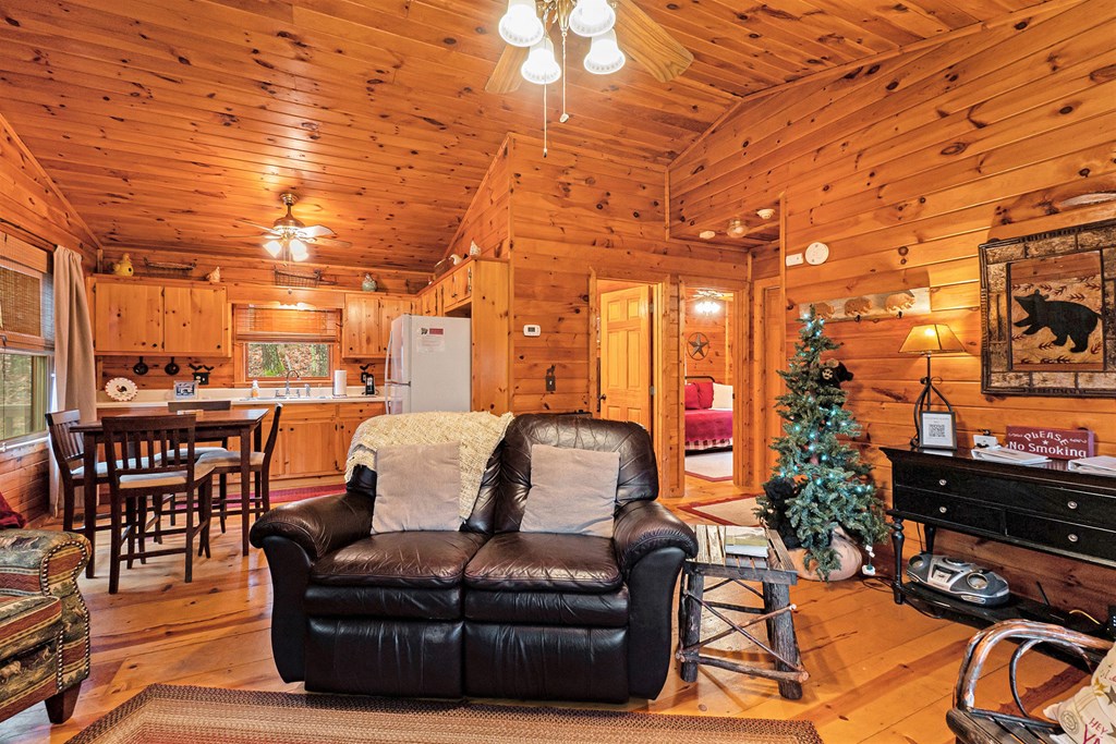 418706 Cherry Log Residential