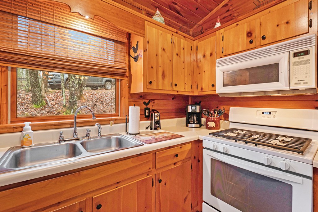 418706 Cherry Log Residential
