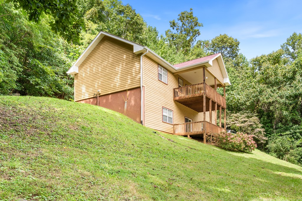418711 Hayesville Residential