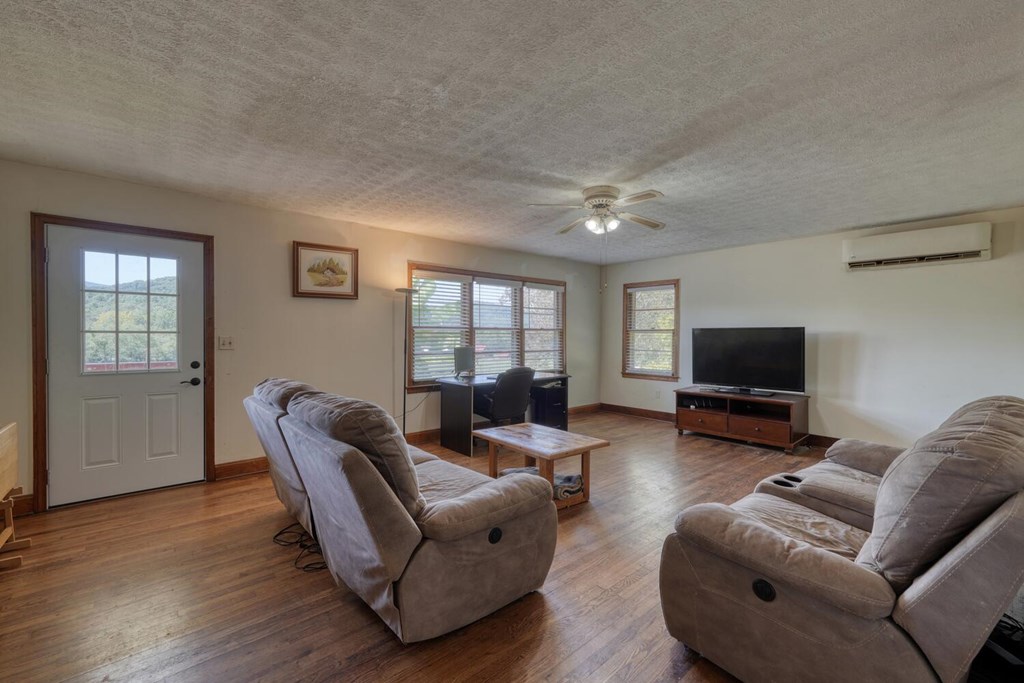 418712 Blairsville Residential