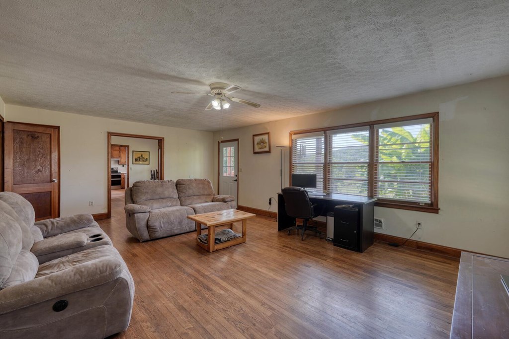 418712 Blairsville Residential