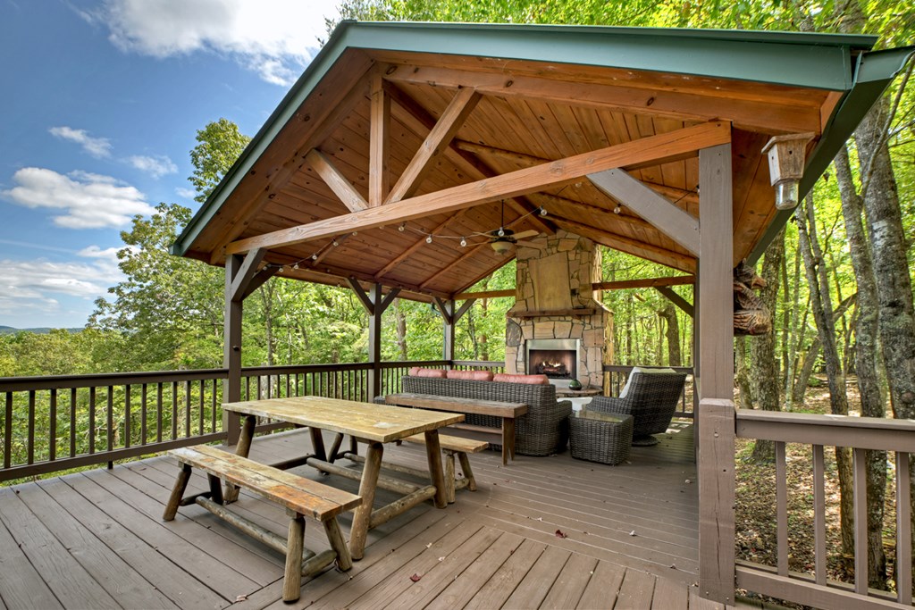 418721 Blue Ridge Residential