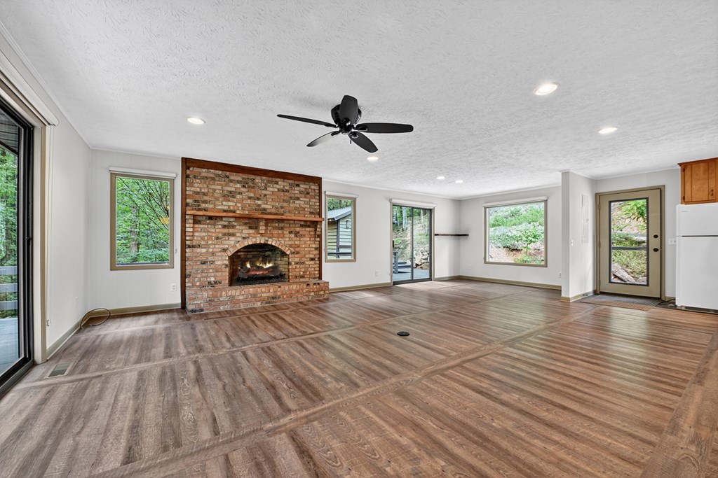 418729 Blue Ridge Residential