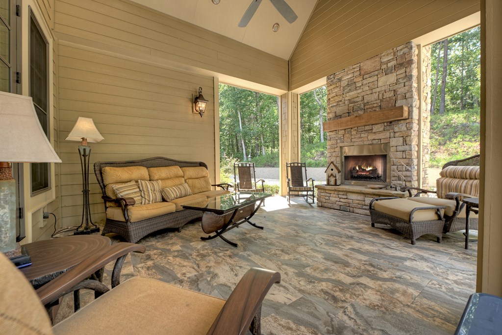 418730 Blue Ridge Residential