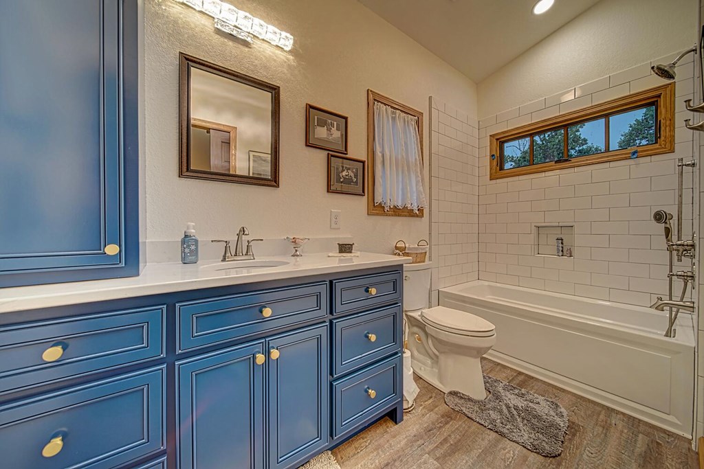 418733 Clayton Residential