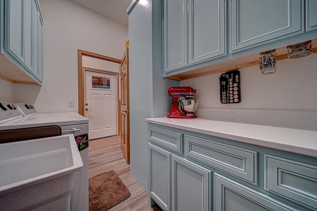 418733 Clayton Residential