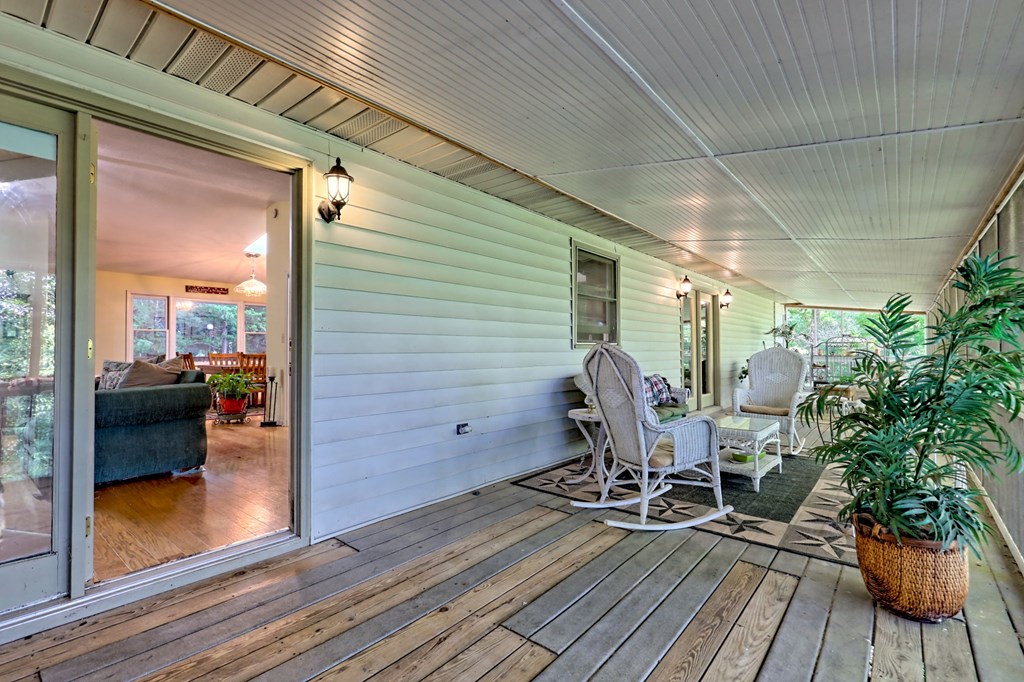 418736 Young Harris Residential