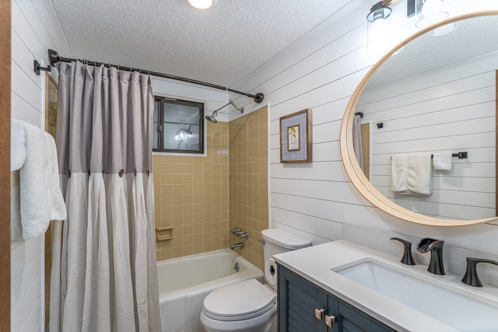 418742 Murphy Residential