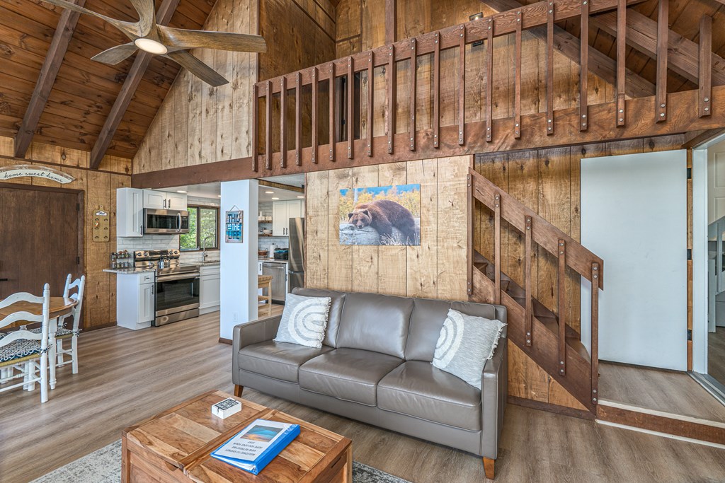 418742 Murphy Residential