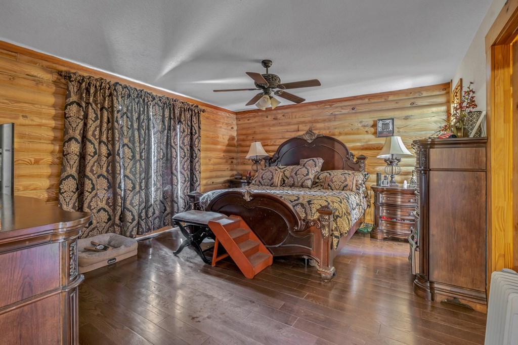 418743 Hayesville Residential