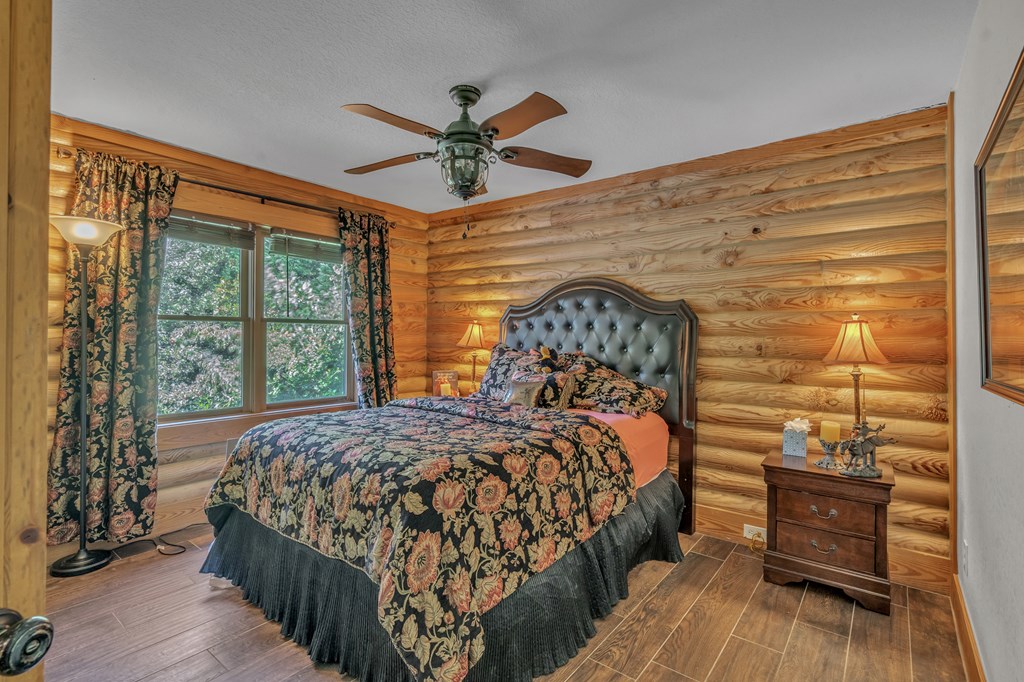 418743 Hayesville Residential