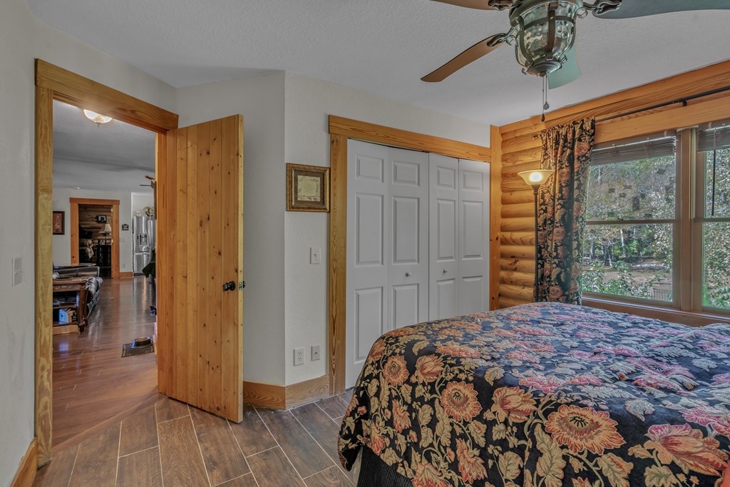 418743 Hayesville Residential