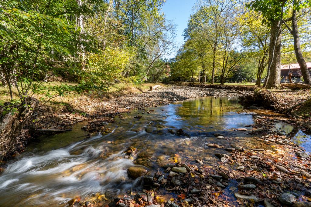 418743 Hayesville Residential