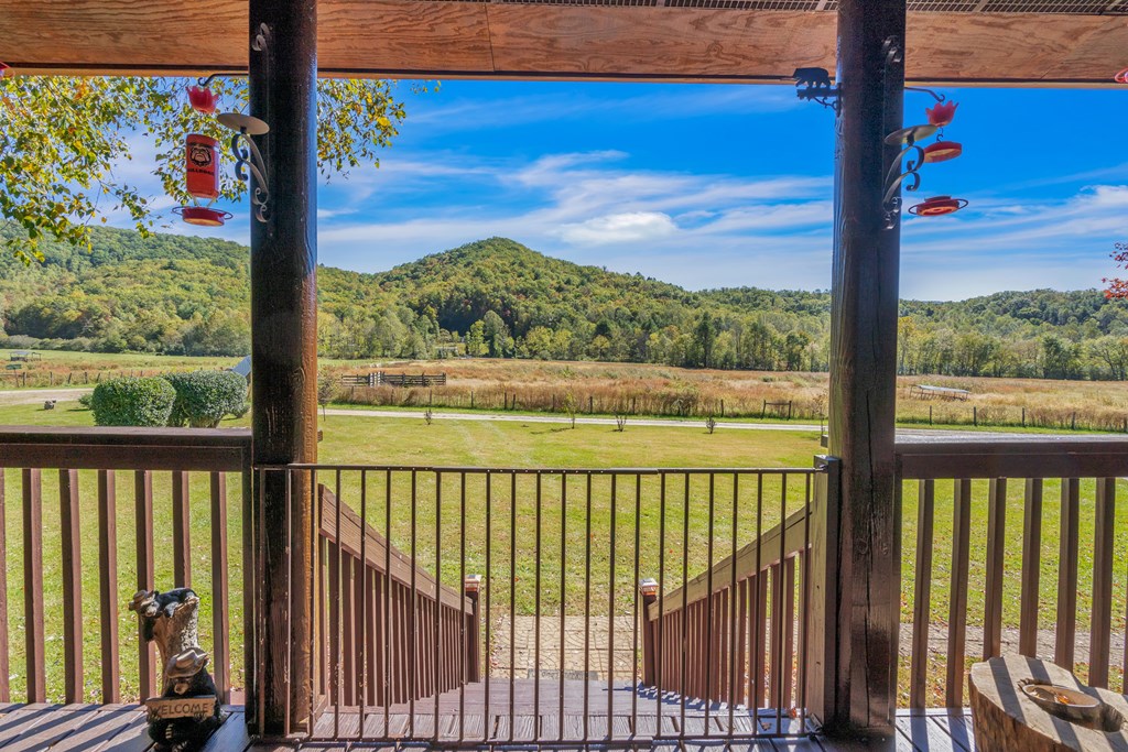 418743 Hayesville Residential