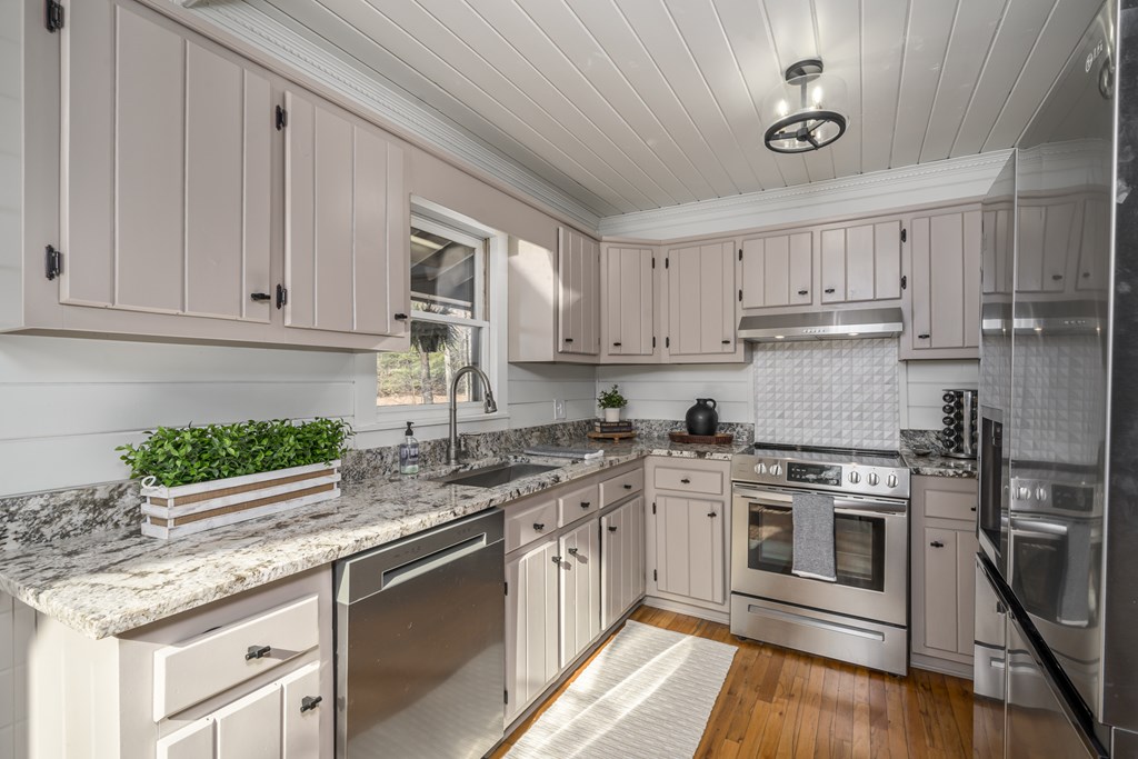418767 Morganton Residential
