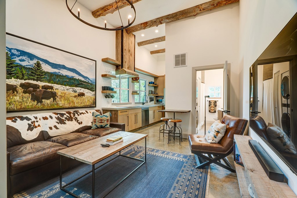 418776 Mineral Bluff Residential