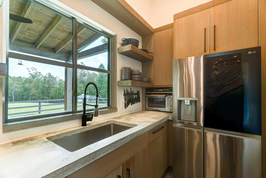 418776 Mineral Bluff Residential