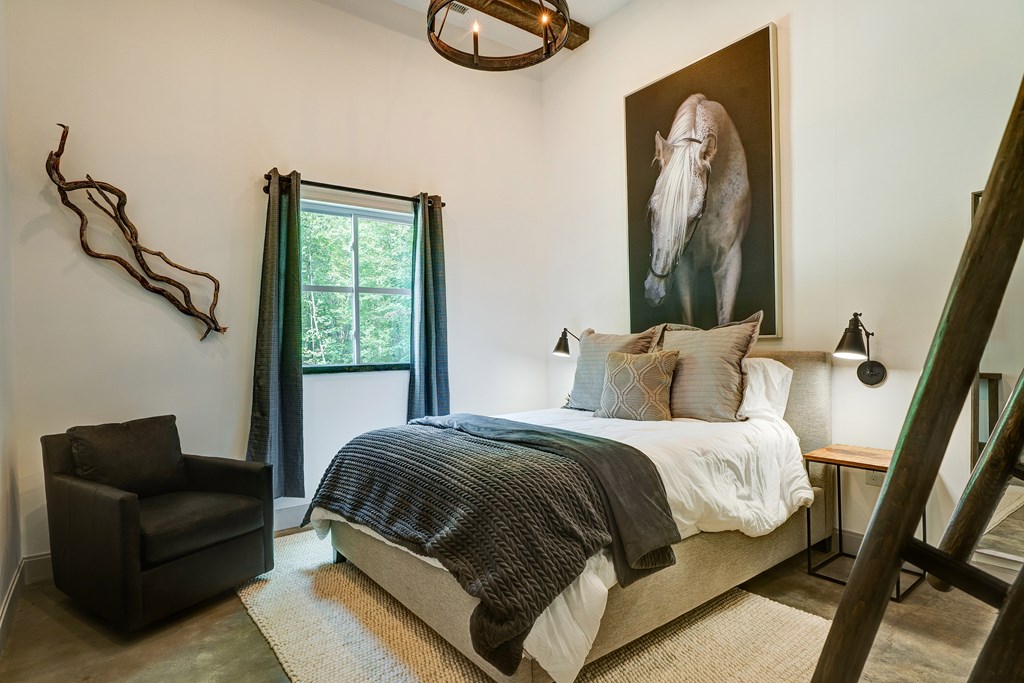 418776 Mineral Bluff Residential