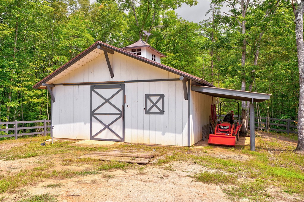 418776 Mineral Bluff Residential
