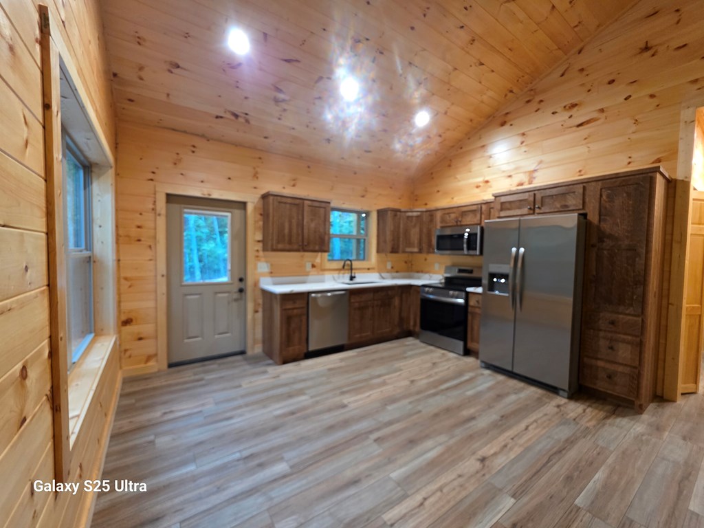 418789 Mineral Bluff Residential
