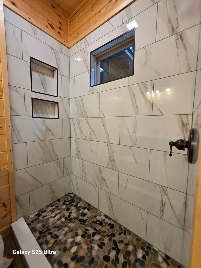 418789 Mineral Bluff Residential