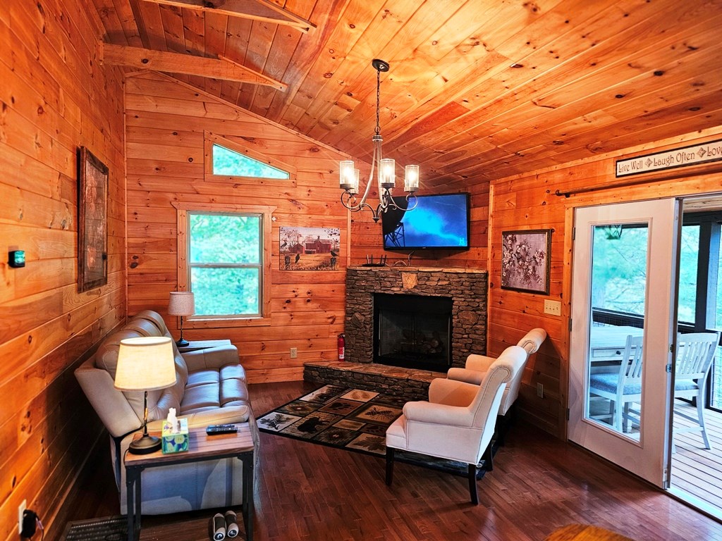 418799 Murphy Residential