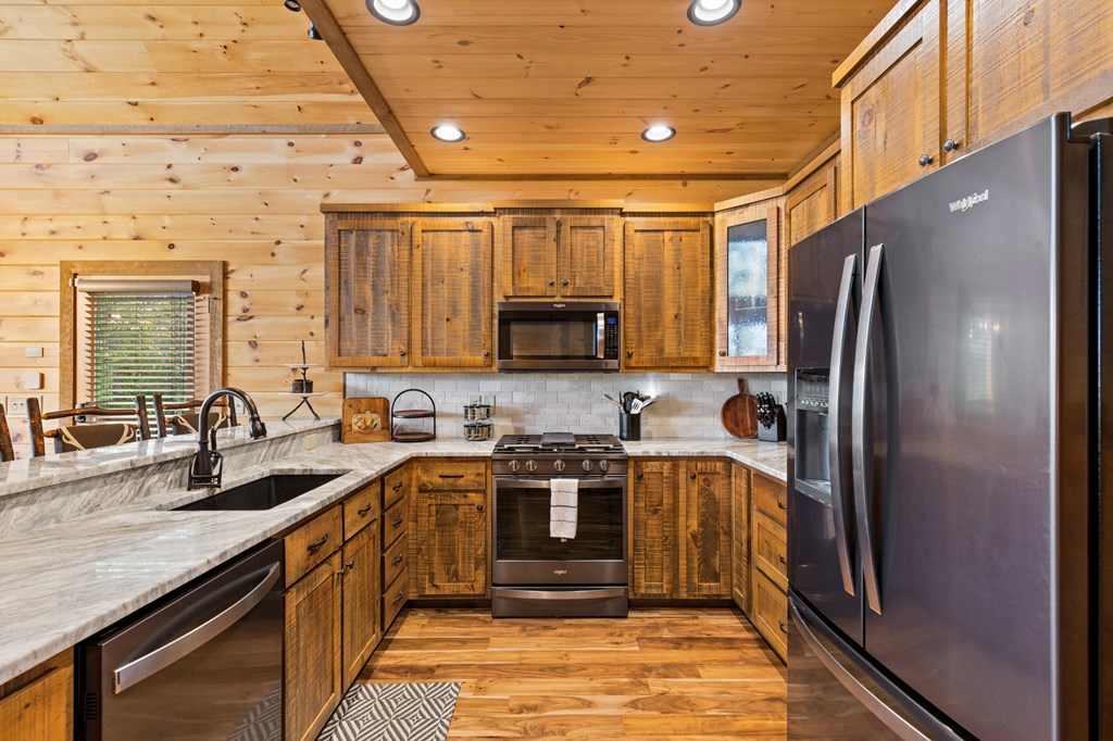 418809 Blue Ridge Residential