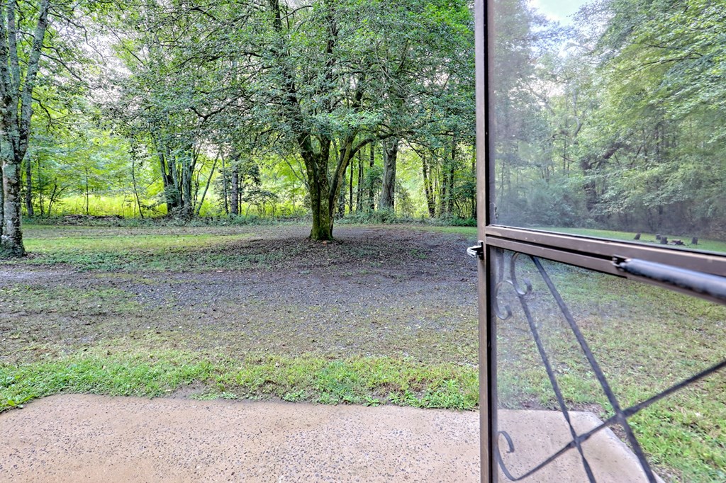 418828 Hayesville Residential