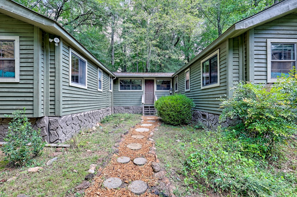 418828 Hayesville Residential