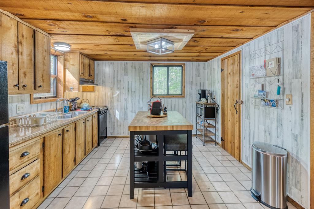 418830 Blue Ridge Residential