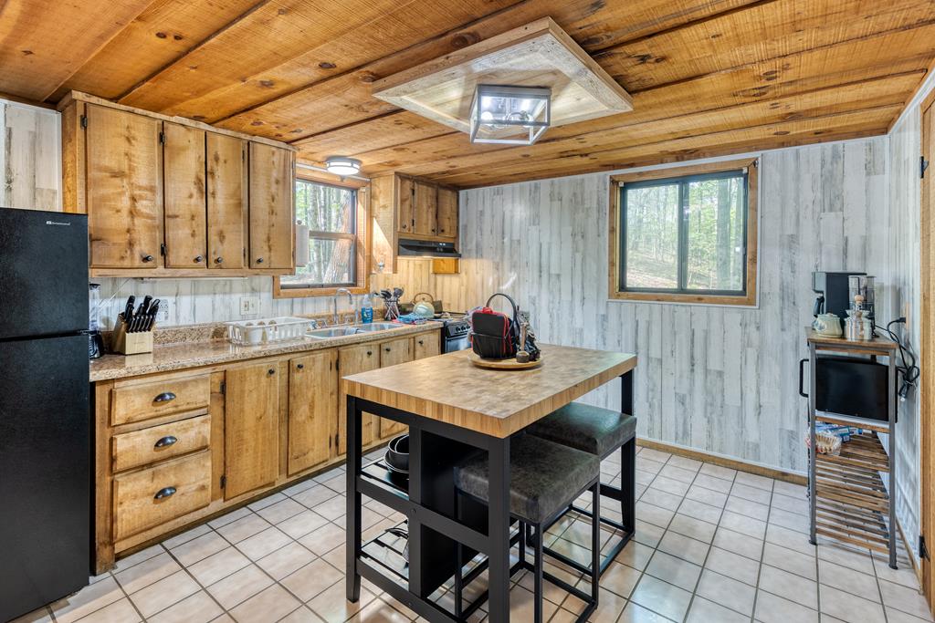 418830 Blue Ridge Residential