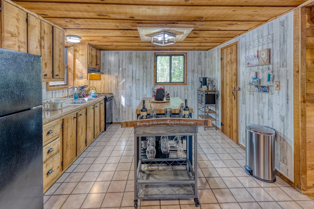 418830 Blue Ridge Residential