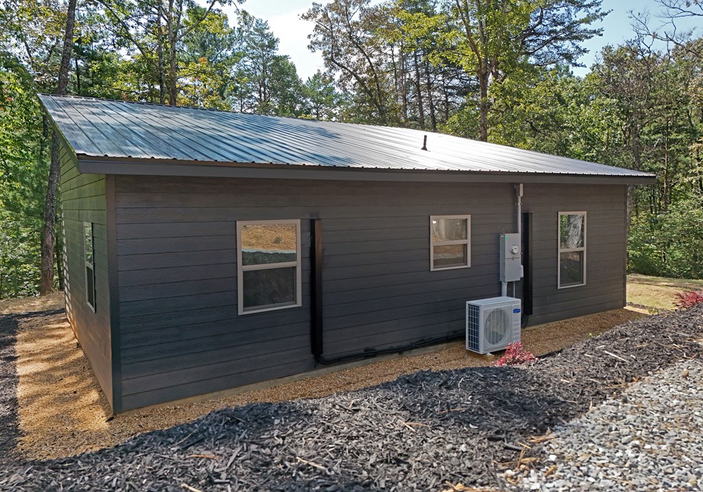 418836 Mineral Bluff Residential