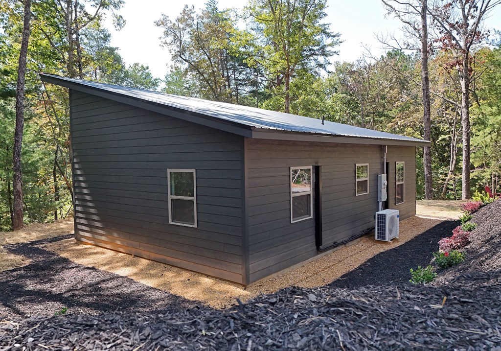 418836 Mineral Bluff Residential