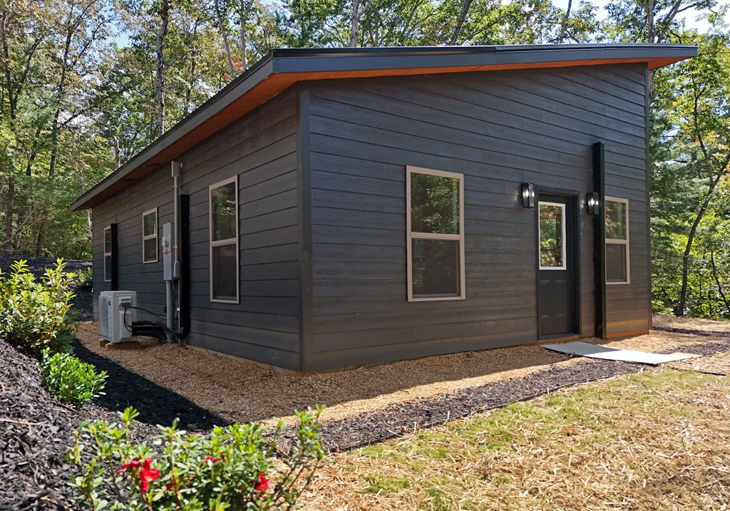 418836 Mineral Bluff Residential