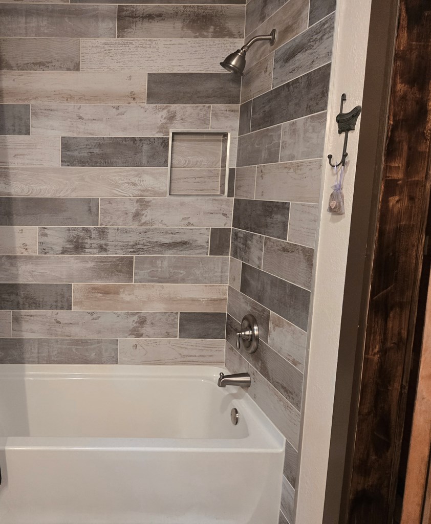 418841 Murphy Residential