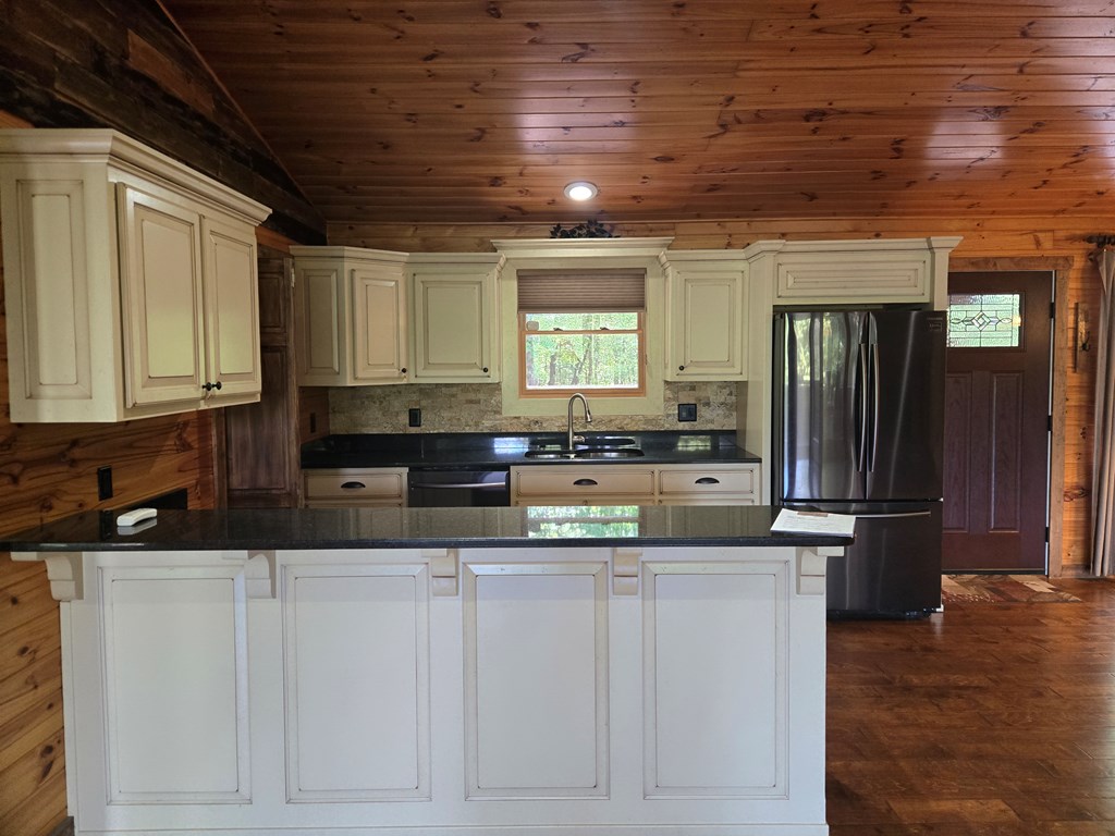 418841 Murphy Residential