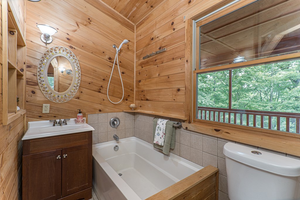 418846 Murphy Residential