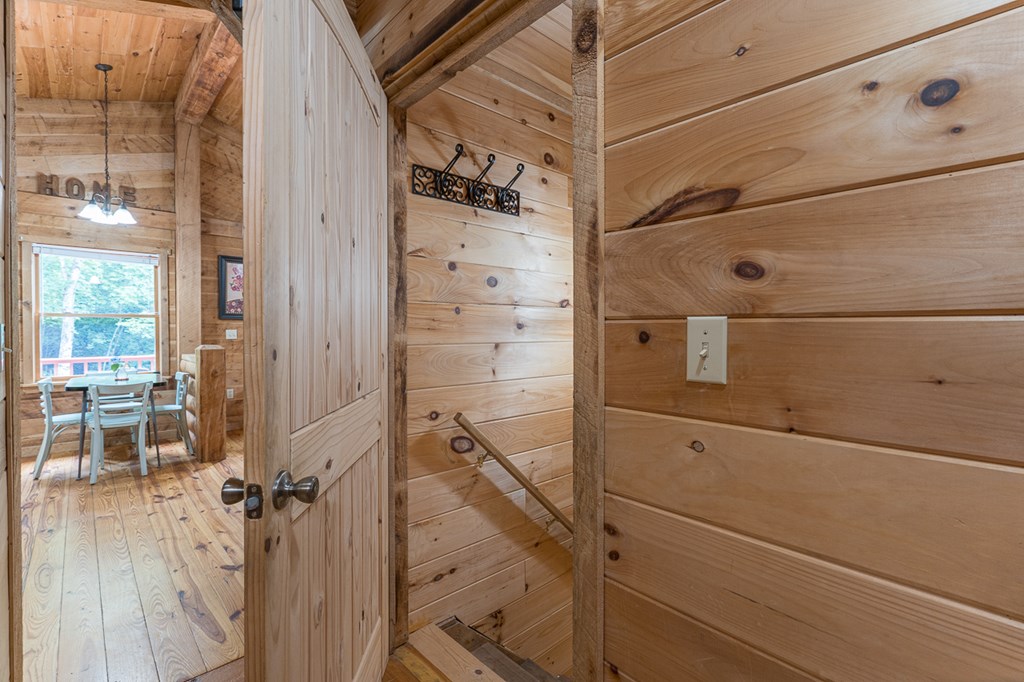 418846 Murphy Residential
