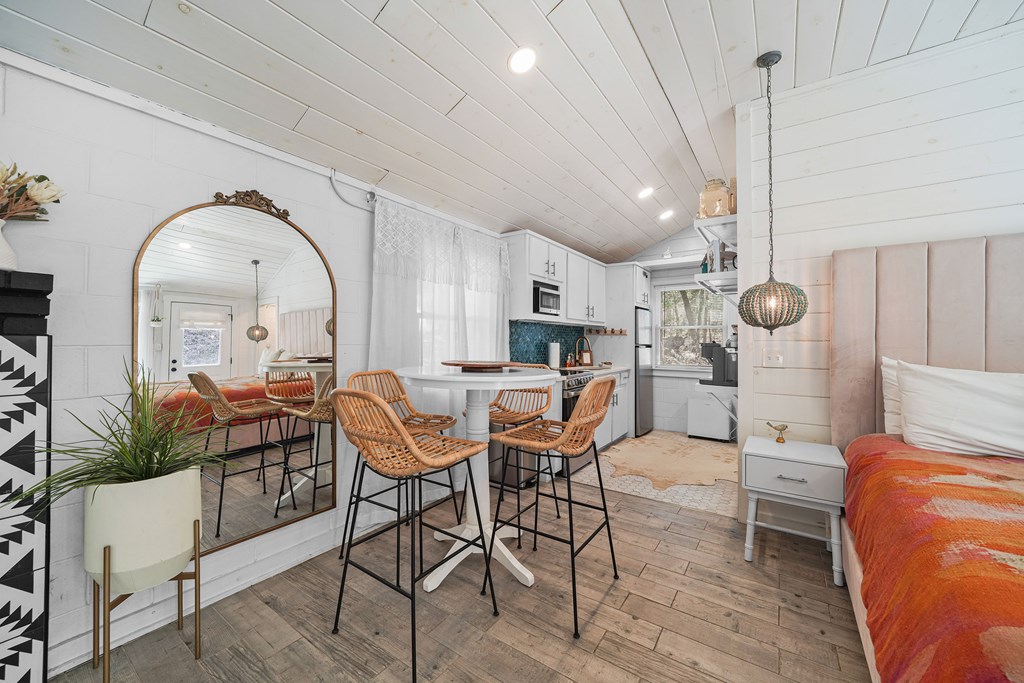 418851 Morganton Residential