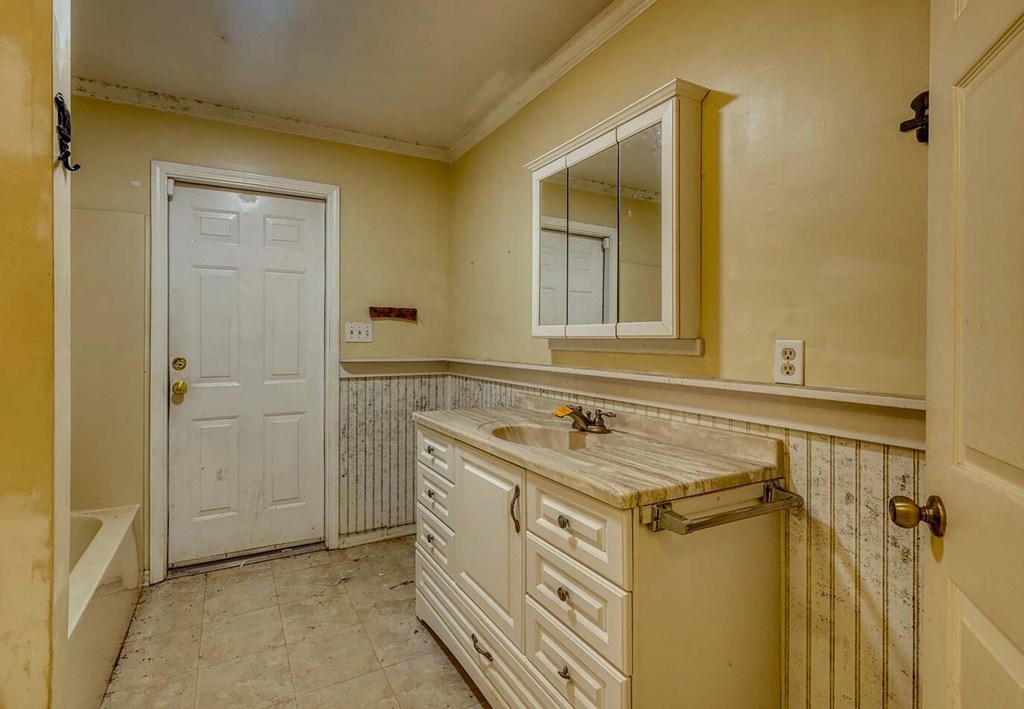 418855 Mineral Bluff Residential