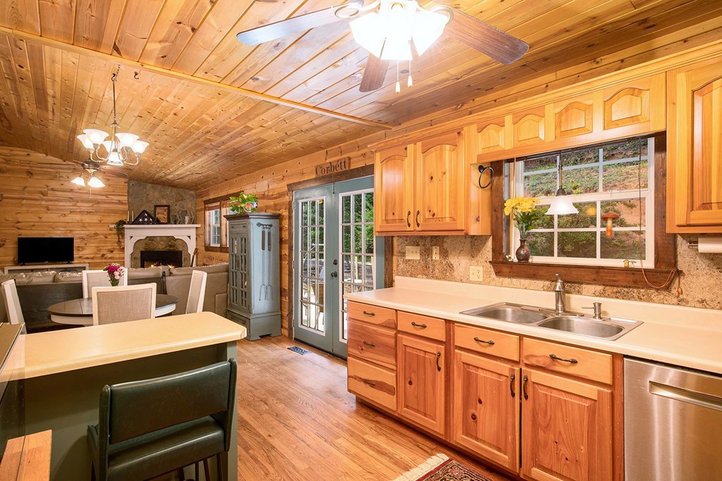 418861 Clayton Residential