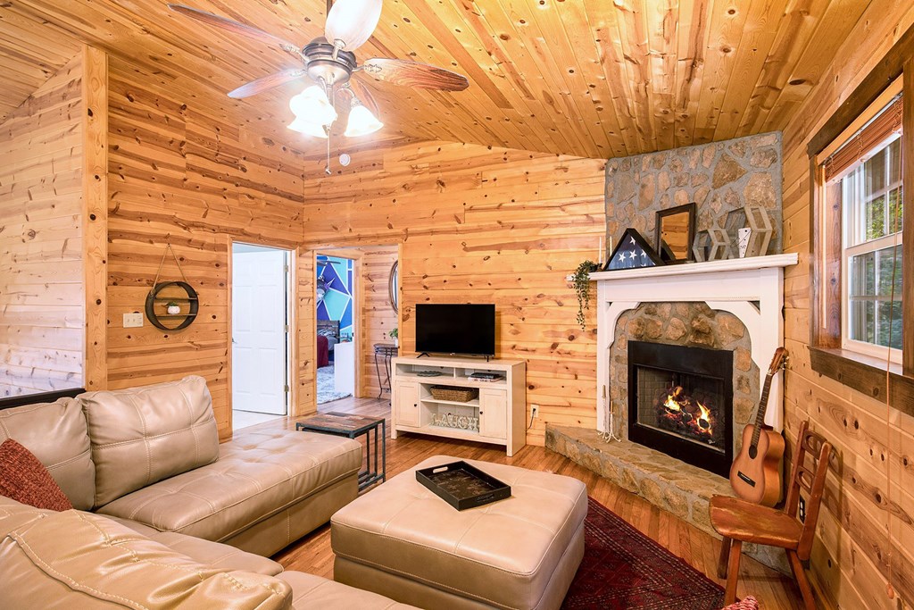 418861 Clayton Residential